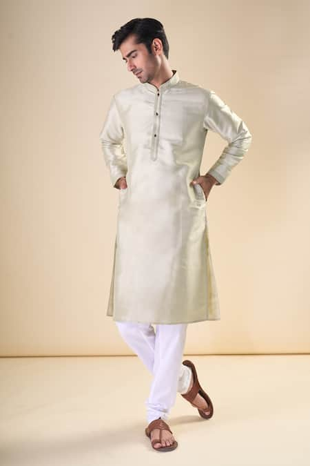 Aryavir Malhotra Front Placket Solid Kurta 