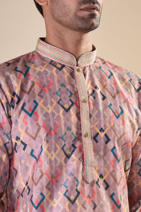 Arihant Rai Sinha_Peach Cotton Embroidery Geometric Pattern Straight Kurta_Online_at_Aza_Fashions