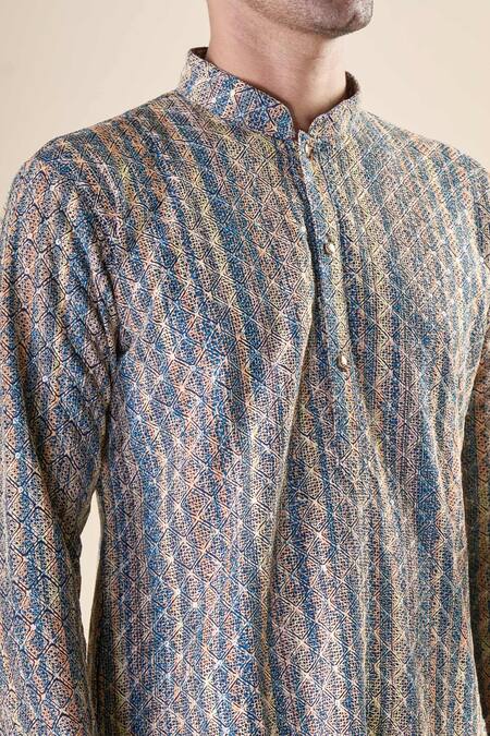 Arihant Rai Sinha_Blue Cotton Embroidery Geometric Pattern Straight Kurta_at_Aza_Fashions