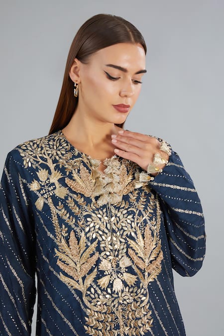 Payal Singhal_Blue Dola Silk Hand Embroidery Floral Round Neck Kaftan _Online_at_Aza_Fashions
