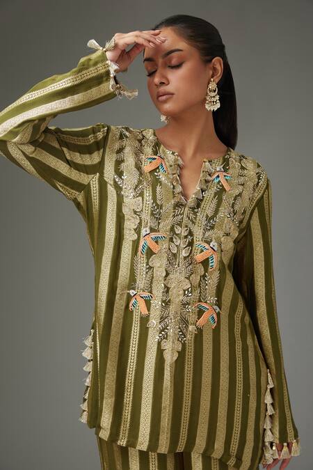 Buy_Payal Singhal_Green Georgette, Brocade Zari, Embroidery Split V-neck Panelled Kurta With Pant _Online_at_Aza_Fashions