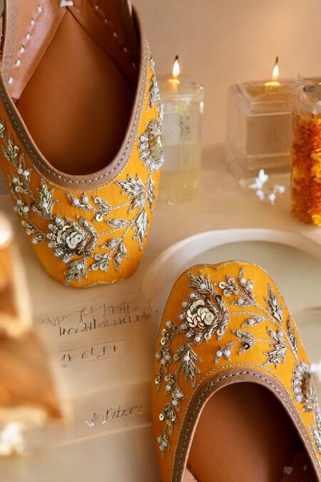 Shop_Amaryllis For Her_Yellow Sequin Phillauri Gul Vine Embroidered Juttis_at_Aza_Fashions