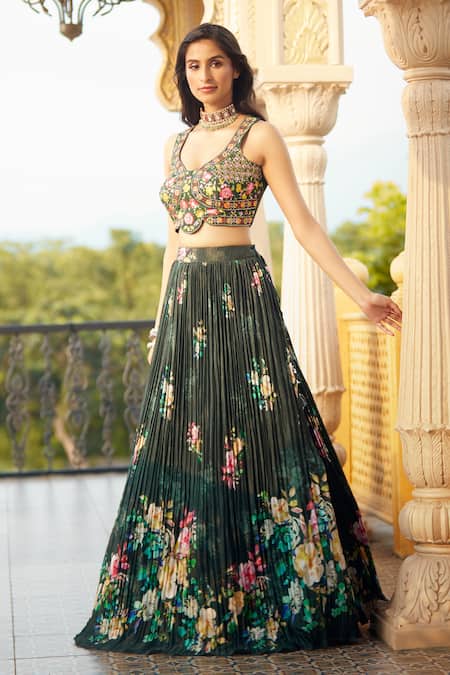 Buy Aariyana Couture Green Silk, Net, Muslin Embroidery, Tassels Pleated Floral Print Lehenga Set Buy_Aariyana Couture_Green Silk, Net, Muslin Embroidery, Tassels Pleated Floral Print Lehenga Set