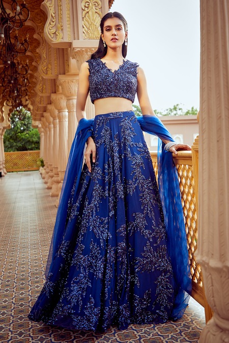 Buy_Ariyana By Aza_Blue Net Sequins V-neck Embroidered Lehenga Set _at_Aza_Fashions