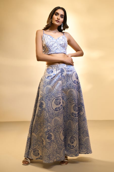 Aariyana Couture_Blue Hemp, Satin Sequins Plunge Neck Floral Art Print Palazzo And Blouse Set _Online_at_Aza_Fashions