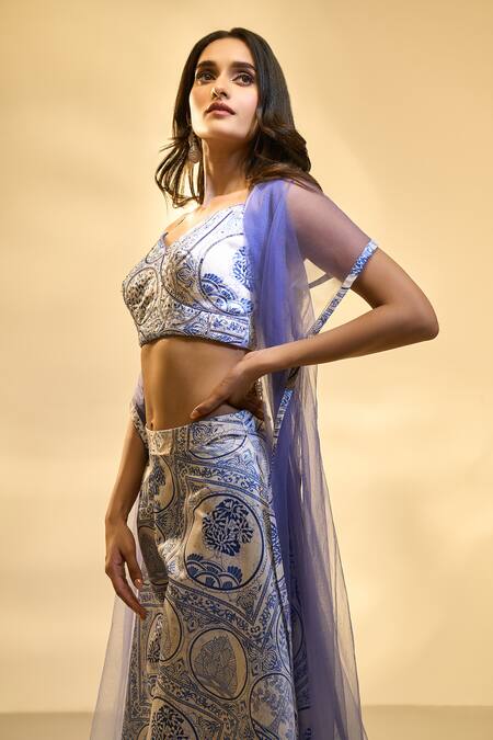 Aariyana Couture_Blue Hemp, Satin Sequins Plunge Neck Floral Art Print Palazzo And Blouse Set _at_Aza_Fashions