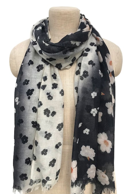 Pashma Floral Bloom Pattern Scarf 