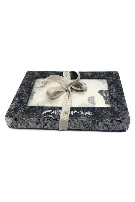 Pashma_White Elephant Motif Pattern Scarf _Online_at_Aza_Fashions