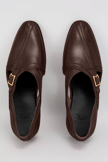 Shop Bubber Couture Brown Cut Work Mane Pintuck Peshawari Sandal at Aza Fashions Shop_Bubber Couture_Brown Cut Work Mane Pintuck Peshawari Sandal _at_Aza_Fashions