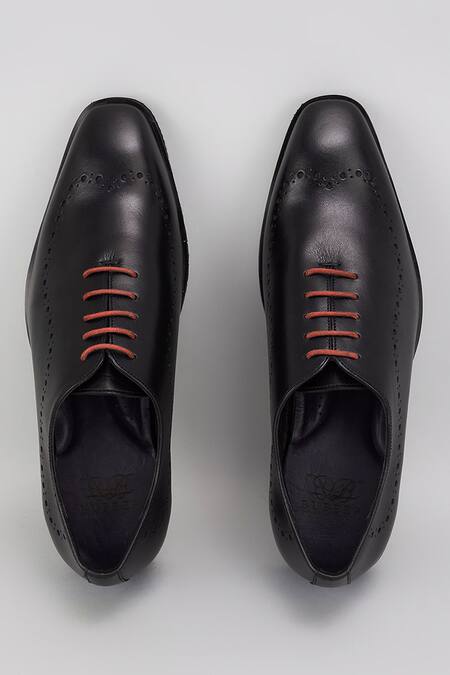 Shop Bubber Couture Black Bows Scott Brogue Shoes at Aza Fashions Shop_Bubber Couture_Black Bows Scott Brogue Shoes_at_Aza_Fashions