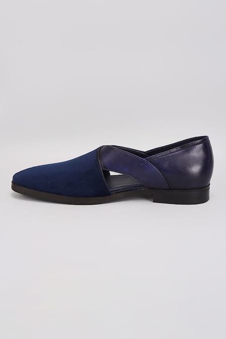 Bubber Couture_Blue Gavin Almond Toe Peshawari Sandal _Online_at_Aza_Fashions