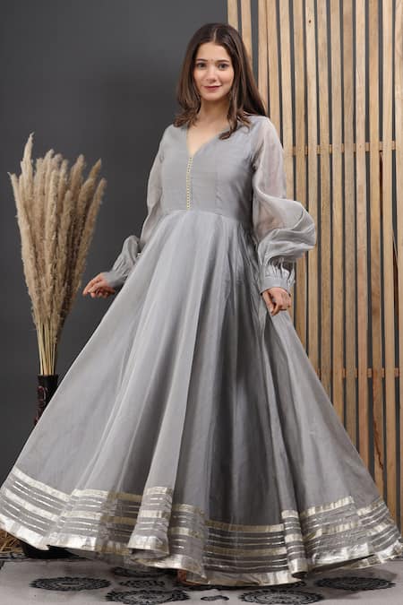 Suti Kapda_Grey Chanderi Gota Patti V-neck Embroidered Flared Gown _Online_at_Aza_Fashions