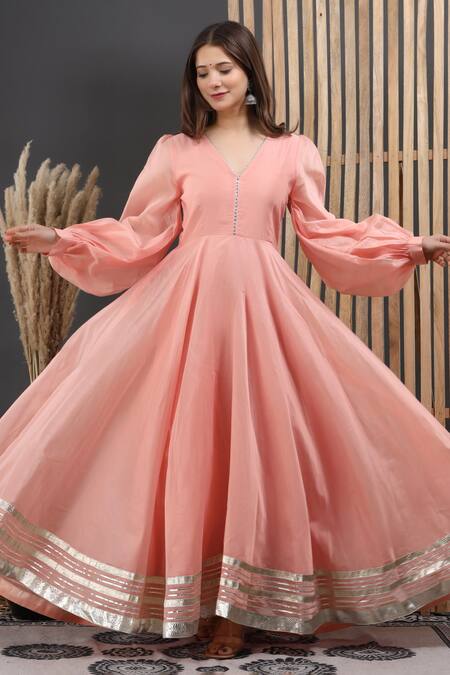 Buy_Suti Kapda_Peach Chanderi Gota Patti V-neck Lace Embroidered Flared Gown _Online_at_Aza_Fashions