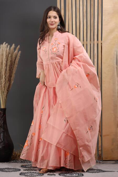 Shop_Suti Kapda_Peach Chanderi Embroidery, Gota Patti Bandeau Neck Lehenga Set _Online_at_Aza_Fashions