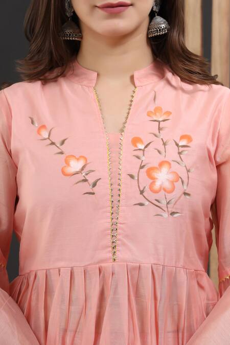 Shop_Suti Kapda_Peach Chanderi Embroidery, Gota Patti Bandeau Neck Lehenga Set 