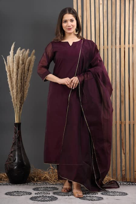 SUTI KAPDA Chanderi Gota Patti Embroidered Kurta & Pant Set 