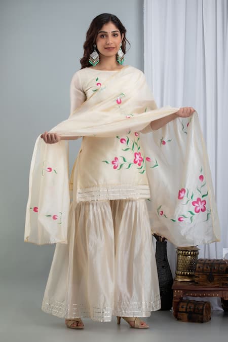 Buy Suti Kapda Off White Chanderi Embroidery, Gota Patti Round Hand Painted Kurta Sharara Set Buy_Suti Kapda_Off White Chanderi Embroidery, Gota Patti Round Hand Painted Kurta Sharara Set