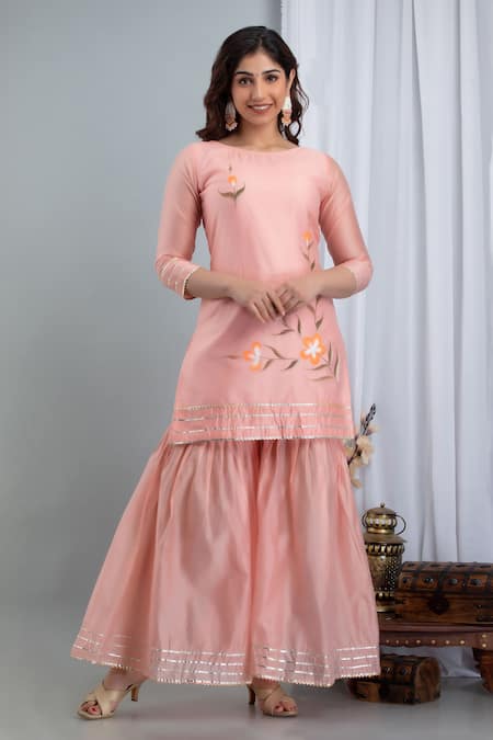 Shop Suti Kapda Peach Chanderi Gota Patti, Embroidery Floral Hand Painted Kurta Sharara Set Online at Aza Fashions Shop_Suti Kapda_Peach Chanderi Gota Patti, Embroidery Floral Hand Painted Kurta Sharara Set _Online_at_Aza_Fashions