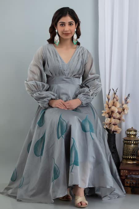 Suti Kapda_Grey Chanderi Hand Painted Leaf Motifs V Neck Gown _Online_at_Aza_Fashions