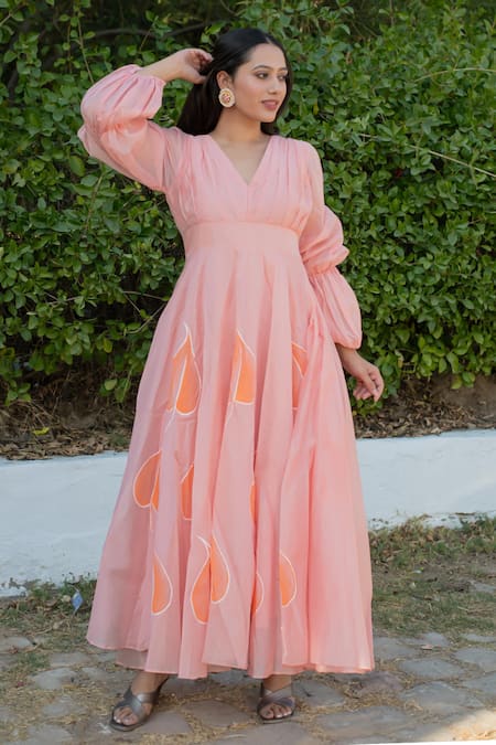 Suti Kapda Peach Chanderi V-neck Hand Painted Gown Online at Aza Fashions Suti Kapda_Peach Chanderi V-neck Hand Painted Gown _Online_at_Aza_Fashions