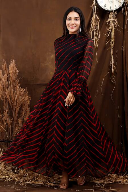 Suti Kapda_Black Chiffon High Neck Leheriya Pattern Bell Sleeves Gown_Online_at_Aza_Fashions
