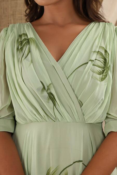Buy_Suti Kapda_Green Chiffon, Georgette V-neck Botanical Hand Print Maxi Dress
