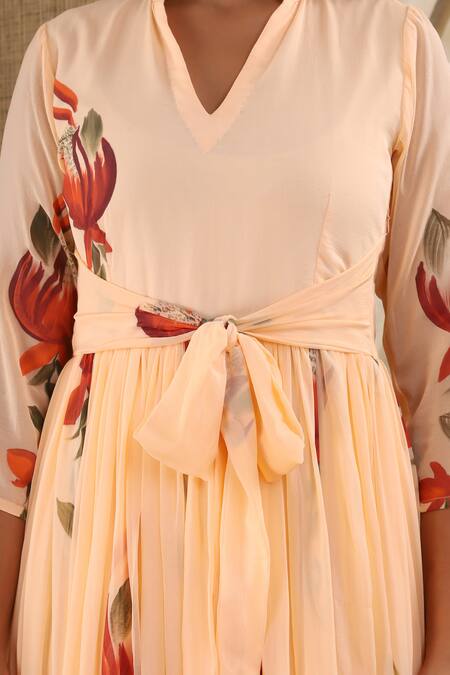 Buy_Suti Kapda_Peach Chiffon, Georgette Embroidery V-neck Floral Veli Hand Painted Maxi Dress