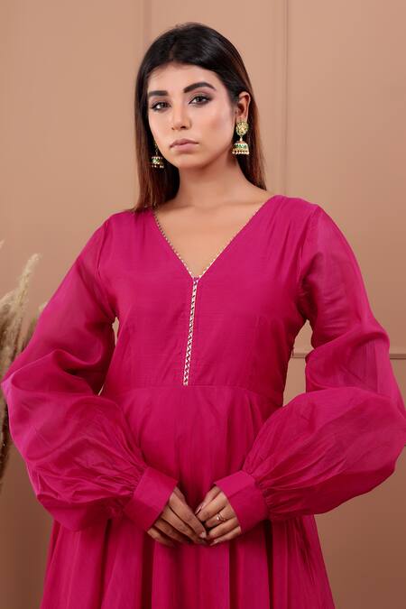 Shop_Suti Kapda_Pink Chanderi Gota Patti V-neck Work Flared Gown _Online_at_Aza_Fashions