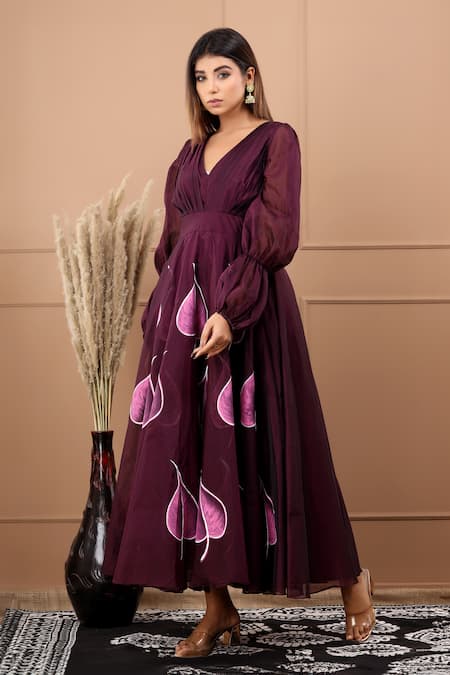 Buy_Suti Kapda_Wine Chanderi V-neck Floral Handpainted Gown _Online_at_Aza_Fashions