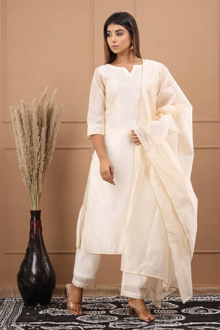 SUTI KAPDA Lace Work A-Line Kurta Pant Set 