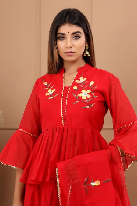 Buy_Suti Kapda_Red Chanderi Embroidery Split V-neck Floral Handpainted Lehenga Set 