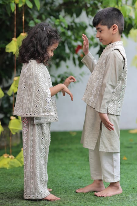 Shruti Jalan_Grey Silk, Georgette, Cotton Mirrors Embroidered Jacket Kurta Set _Online_at_Aza_Fashions
