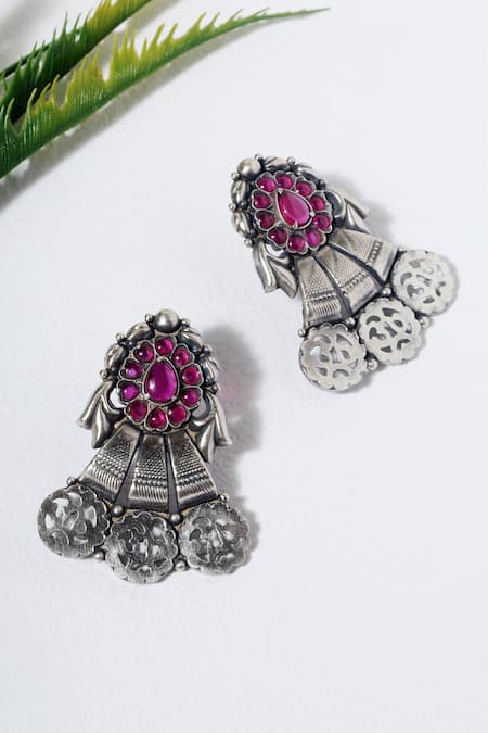 Mero Jewellery Floret Carved Big Studs 