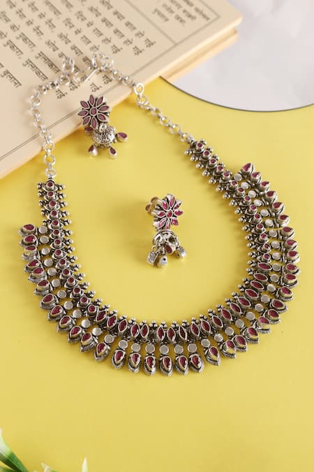 Mero Jewellery Tear Drop Shaped Necklace Set 