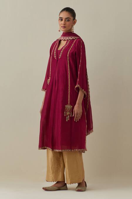 Bunka Red Silk, Chanderi, Tissue Zari, Stones V-neck Ambreen Work Kurta Pant Set Online at Aza Fashions Bunka_Red Silk, Chanderi, Tissue Zari, Stones V-neck Ambreen Work Kurta Pant Set _Online_at_Aza_Fashions