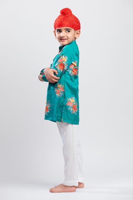 Buy_MR Brat_Green Muslin, Cotton Embroidery, Sequins Floral Print Kurta Set _Online_at_Aza_Fashions