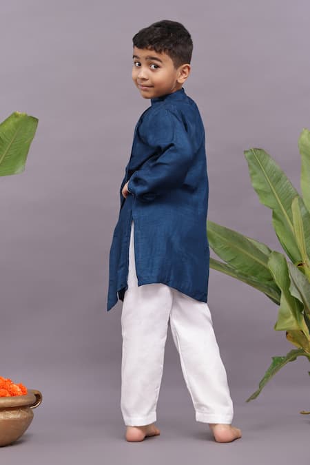 Shop LA Dee DA Blue Bamberg Silk Print Bandhani Panel Kurta With Pyjama at Aza Fashions Shop_LA Dee DA_Blue Bamberg Silk Print Bandhani Panel Kurta With Pyjama _at_Aza_Fashions