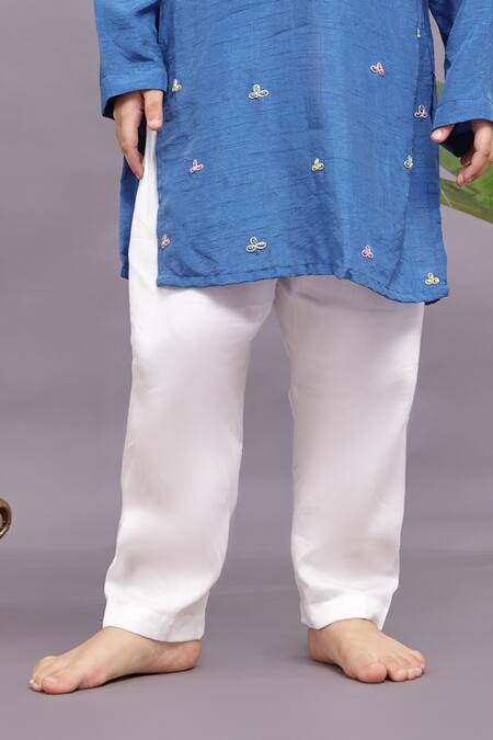 LA DEE DA Blue Bamberg Silk Embroidery Floret Kurta With Pyjama  3