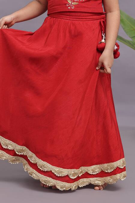 LA Dee DA Red Bamberg Silk Embroidery Floral Bloom Blouse With Lehenga Online at Aza Fashions LA Dee DA_Red Bamberg Silk Embroidery Floral Bloom Blouse With Lehenga _Online_at_Aza_Fashions