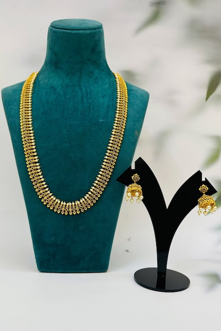 Zaza By Somya_Gold Plated Stones Celestial Beauty Temple Carved Necklace Set _Online_at_Aza_Fashions