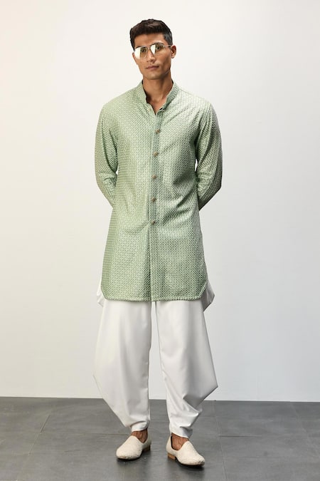Arjan Dugal Ditsy Phool Jaal Embroidered Kurta With Dhoti Pant 