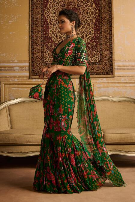 Diyarajvvir_Green Georgette, Tulle Beads, Mirrors, Floral Print Pre-draped Saree Set _Online_at_Aza_Fashions