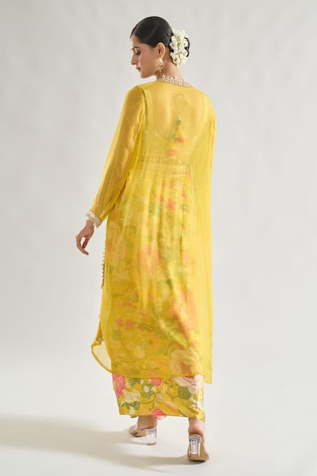 Gopi Vaid Saisha Badla Embroidered Cape Skirt Set 