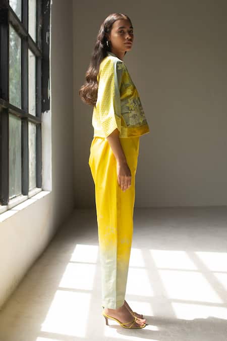 Oja_Yellow Chanderi Applique, Embroidery Collared Shaded Cropped Jacket With Pant _at_Aza_Fashions