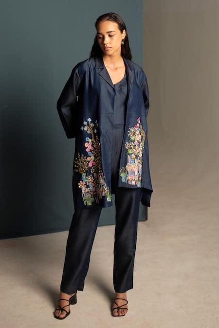 Oja Floral Knot Embroidered Asymmetric Jacket Pant Set 