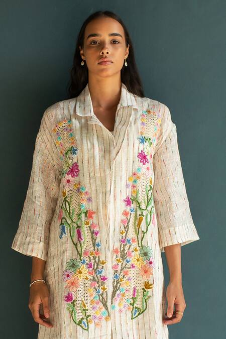 Oja_Ivory Handloom Cotton, Linen Embroidery Floral Bloom Jacket Kurta With Pant _Online_at_Aza_Fashions