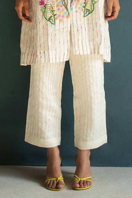 Buy_Oja_Ivory Handloom Cotton, Linen Embroidery Floral Bloom Jacket Kurta With Pant _Online_at_Aza_Fashions