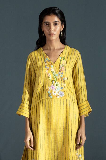 Buy_Oja_Yellow Linen Embroidery V-neck Handloom Tunic With Pant _Online_at_Aza_Fashions