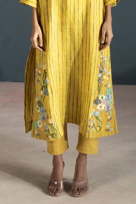 Oja_Yellow Linen Embroidery V-neck Handloom Tunic With Pant _at_Aza_Fashions