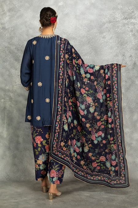 Tanu Malhotra Mirror Embroidered Kurta Salwar Pant Set 